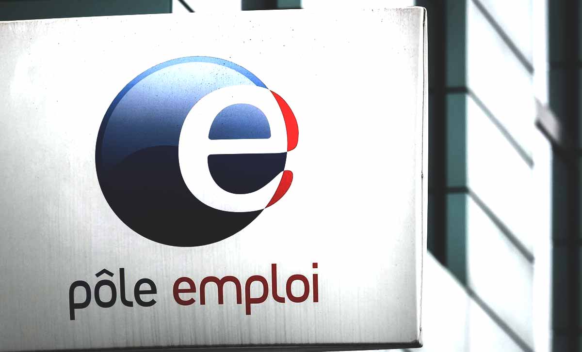 Les soins de sa femme ne sont pas remboursés  il ment à Pôle emploi et l’Urssaf pour « compenser »
